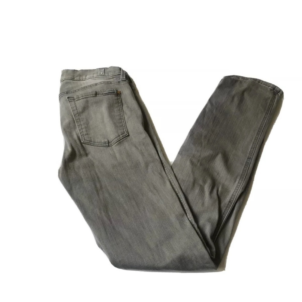 7 for all Mankind The Modern Straight Gray Jeans Size 28